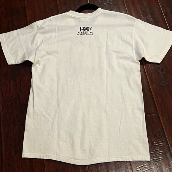 Edgar Allan Poe Hanes Beefy T Size Medium T-Shirt Poe Museum Virginia - Picture 5 of 8